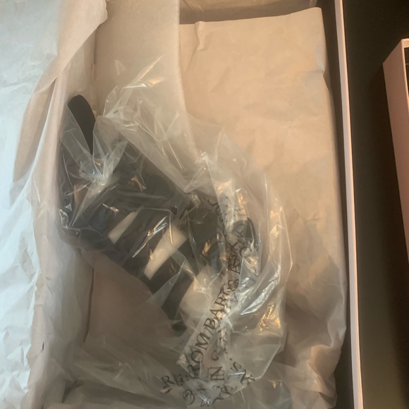 Sexy satin heels for night! - Picture 5 of 8